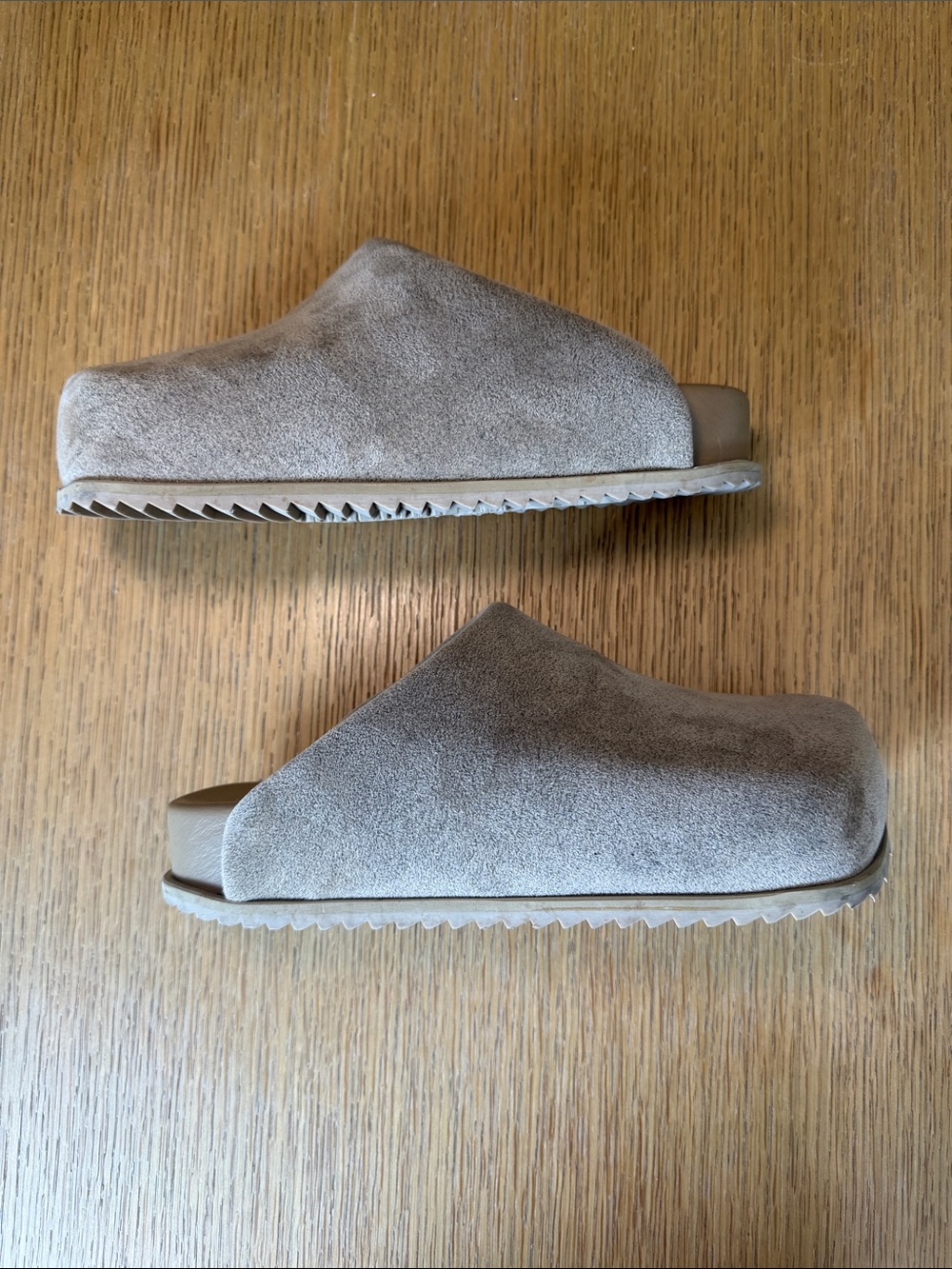 Yume Yume Gray Suede Platform Mule Clogs Slides Size 39 - Picture 4 of 6